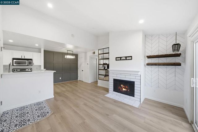 130 Reflections Dr 28, San Ramon, CA 94583