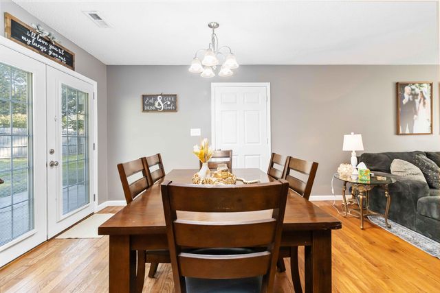 1490 Hickory Hills Lane, London, KY 40741