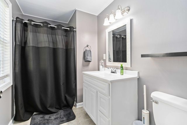 1490 Hickory Hills Lane, London, KY 40741