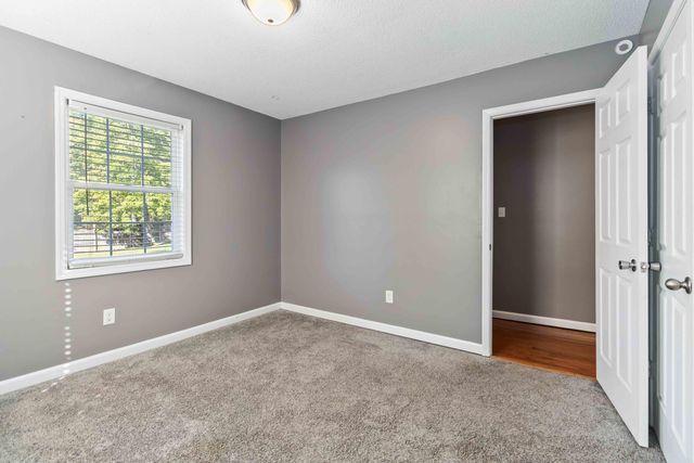 1490 Hickory Hills Lane, London, KY 40741