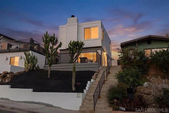 3611 Moultrie, San Diego, CA 92117
