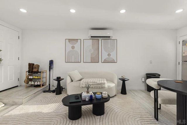 3611 Moultrie, San Diego, CA 92117