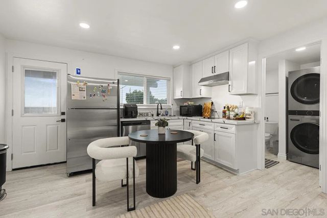 3611 Moultrie, San Diego, CA 92117