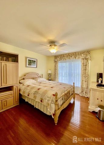 57 Yorktown Road, South Brunswick, NJ 08852