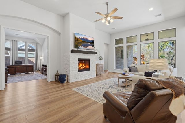 8602 Burdekin Road, Magnolia, TX 77354