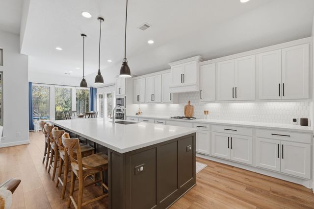 8602 Burdekin Road, Magnolia, TX 77354