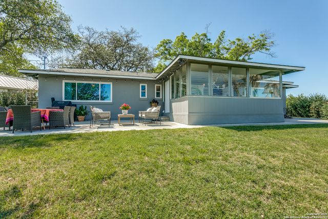 426 E Hathaway, San Antonio, TX 78209