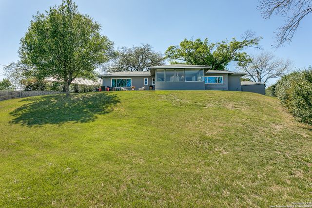 426 E Hathaway, San Antonio, TX 78209