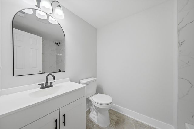 8049 S Kimbark Avenue, Chicago, IL 60619