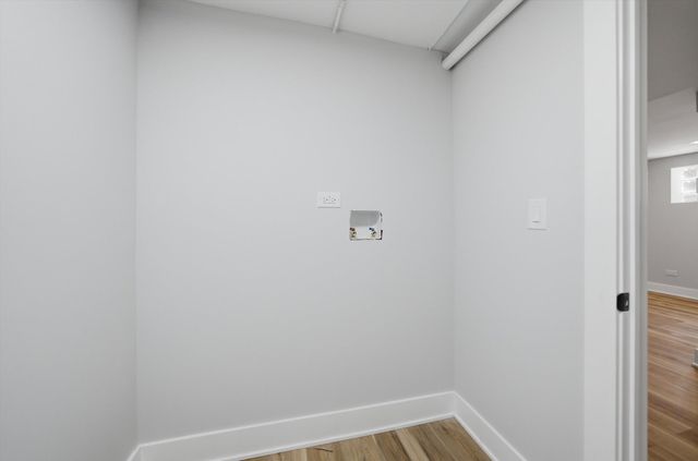 8049 S Kimbark Avenue, Chicago, IL 60619