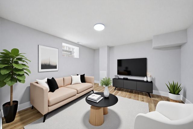 8049 S Kimbark Avenue, Chicago, IL 60619