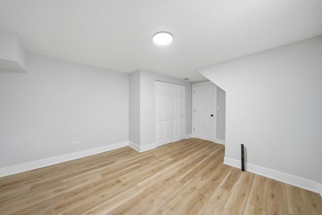 8049 S Kimbark Avenue, Chicago, IL 60619