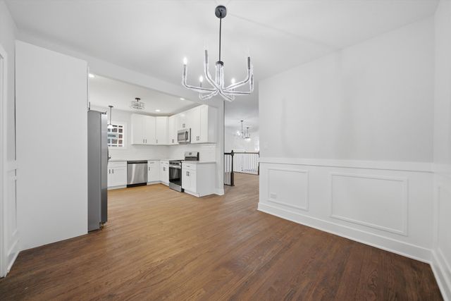 8049 S Kimbark Avenue, Chicago, IL 60619