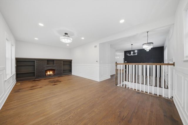 8049 S Kimbark Avenue, Chicago, IL 60619