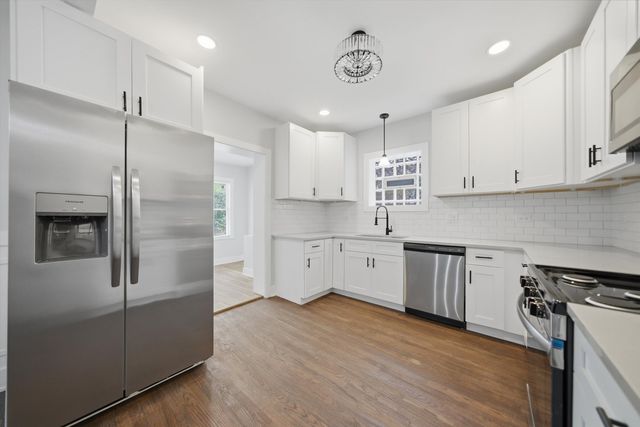 8049 S Kimbark Avenue, Chicago, IL 60619