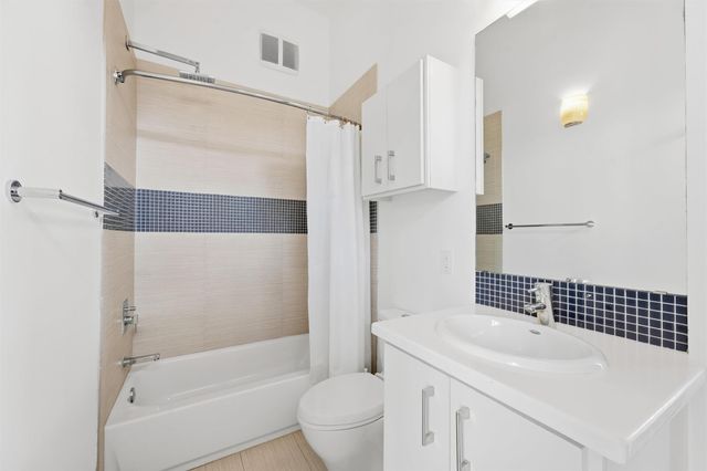 734 E 8th Street, Houston, TX 77007