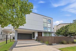 734 E 8th Street, Houston, TX 77007