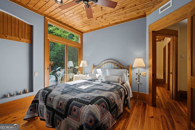 4616 & 4237 Crow Creek Road, Lakemont, GA 30552