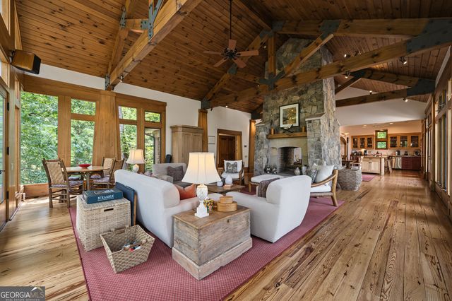 4616 & 4237 Crow Creek Road, Lakemont, GA 30552