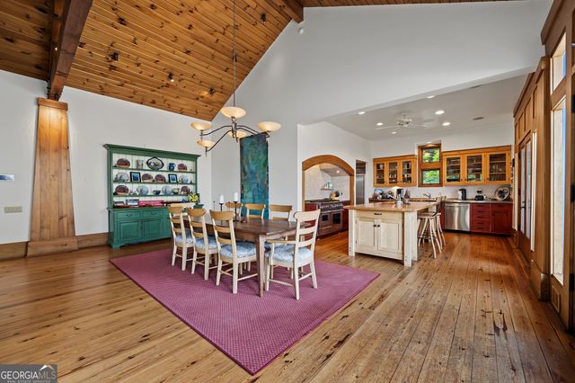 4616 & 4237 Crow Creek Road, Lakemont, GA 30552
