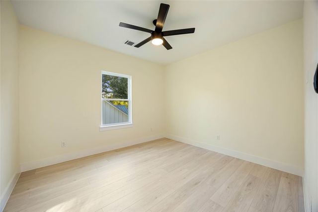 7127 England Street, Houston, TX 77021