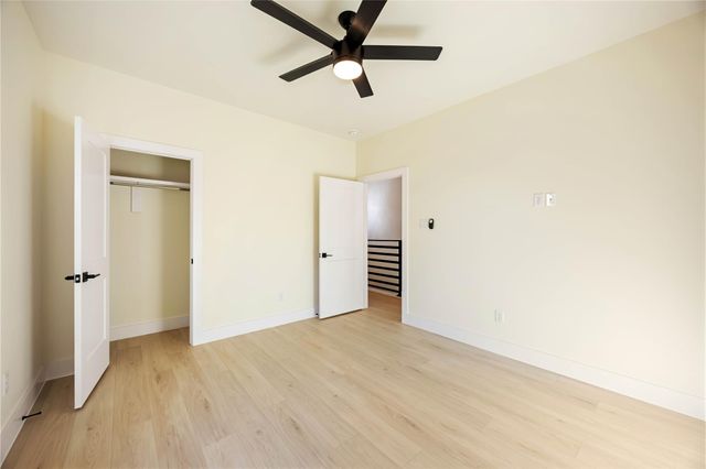 7127 England Street, Houston, TX 77021