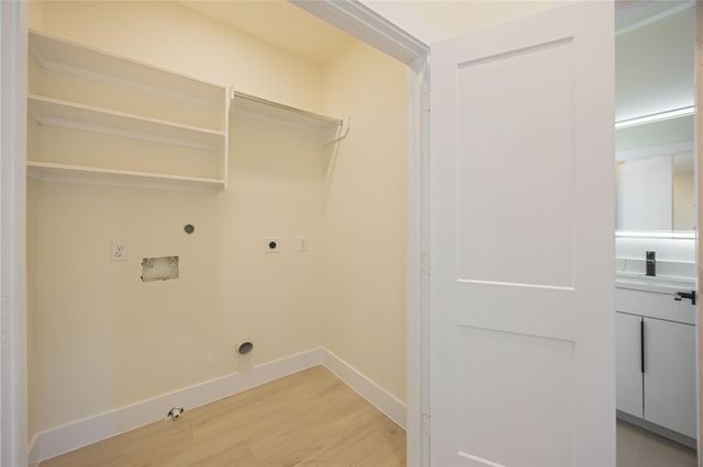 7127 England Street, Houston, TX 77021