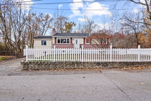 16 Grant Street Extension, Framingham, MA 01702