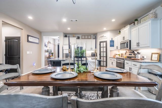 7201 McPherson Ln, Midland, TX 79706