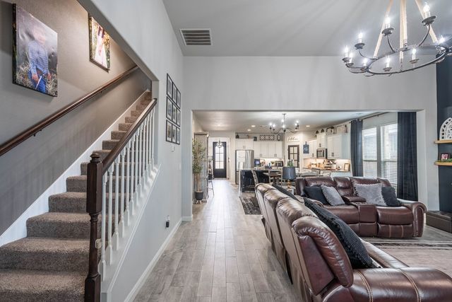 7201 McPherson Ln, Midland, TX 79706