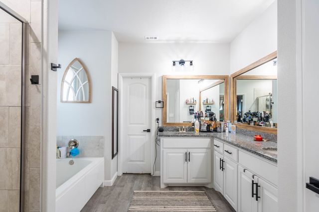 7201 McPherson Ln, Midland, TX 79706