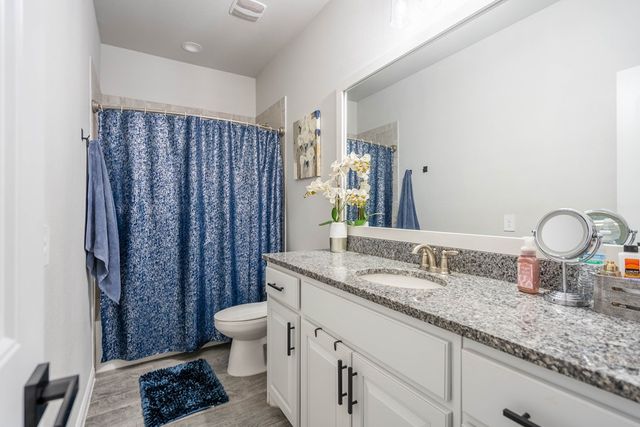 7201 McPherson Ln, Midland, TX 79706