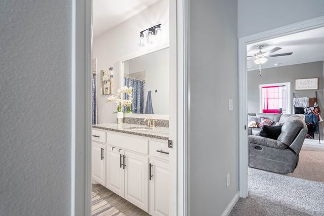 7201 McPherson Ln, Midland, TX 79706