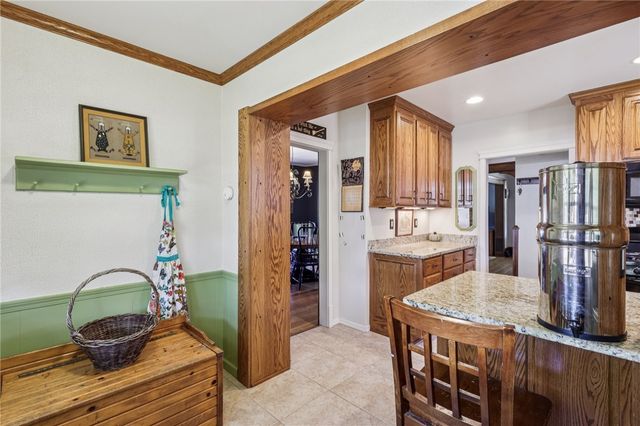 113 E LEASURE AVENUE, New Castle, PA 16101