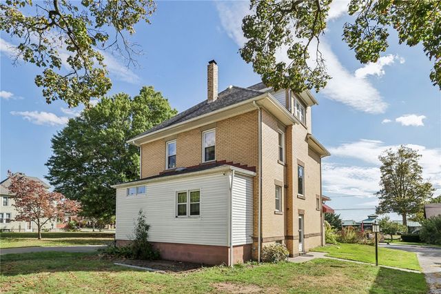 113 E LEASURE AVENUE, New Castle, PA 16101