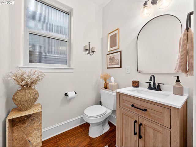 17118 Sw SONNET Way, King City, OR 97224