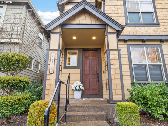 17118 Sw SONNET Way, King City, OR 97224