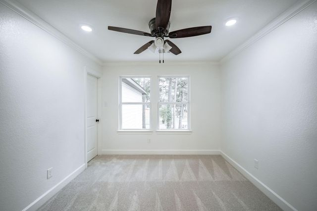 10038 Westview Drive, Houston, TX 77055