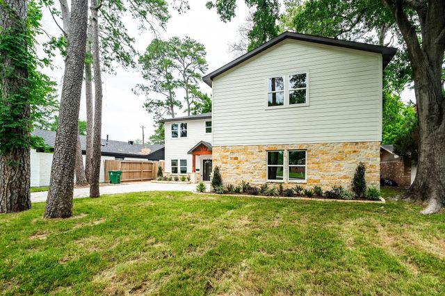 10038 Westview Drive, Houston, TX 77055