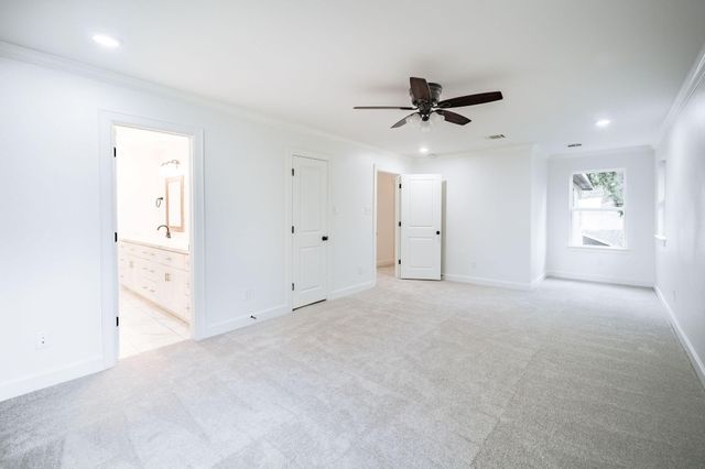 10038 Westview Drive, Houston, TX 77055