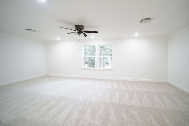 10038 Westview Drive, Houston, TX 77055