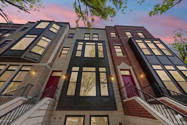 3249 S Calumet Avenue, Chicago, IL 60616