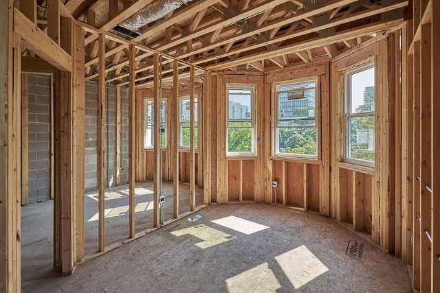 3249 S Calumet Avenue, Chicago, IL 60616