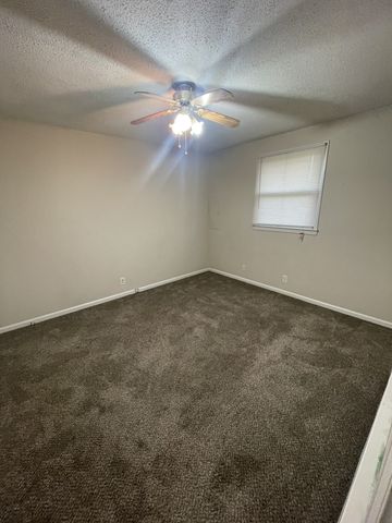 120 Tandy Dr Apt C, Clarksville, TN 37042