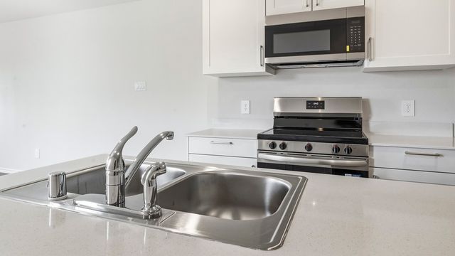3327 Twilight Trail, Talty, TX 75126