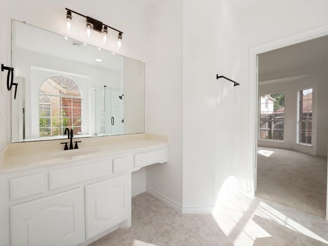 12604 Beech Tree Lane, Fort Worth, TX 76040