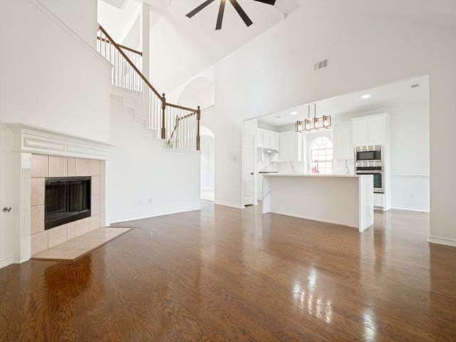 12604 Beech Tree Lane, Fort Worth, TX 76040