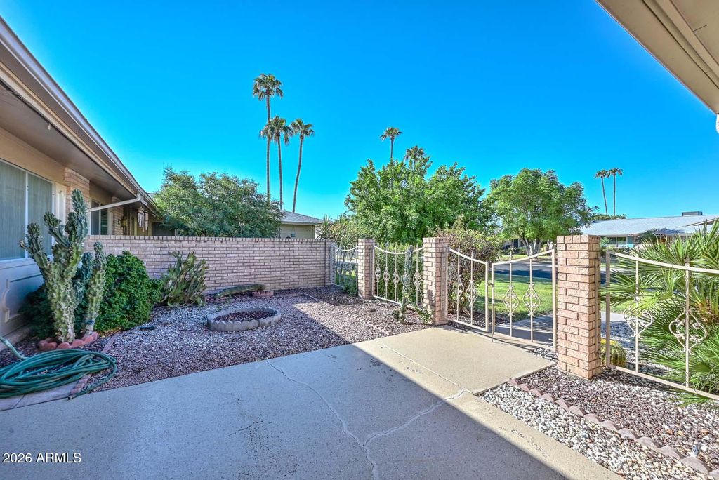 10220 W PINERIDGE Drive, Sun City, AZ 85351 — photo 2
