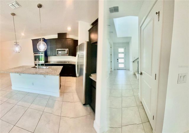 7206 CARRICKBEND LANE, Orlando, FL 32819