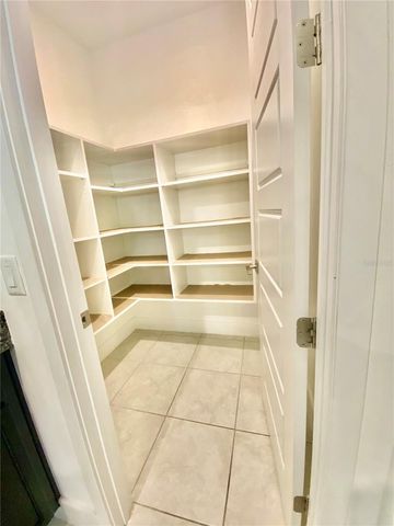7206 CARRICKBEND LANE, Orlando, FL 32819